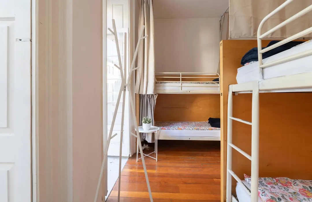 Porto Lounge Hostel & Guesthouse By Host Wise-1