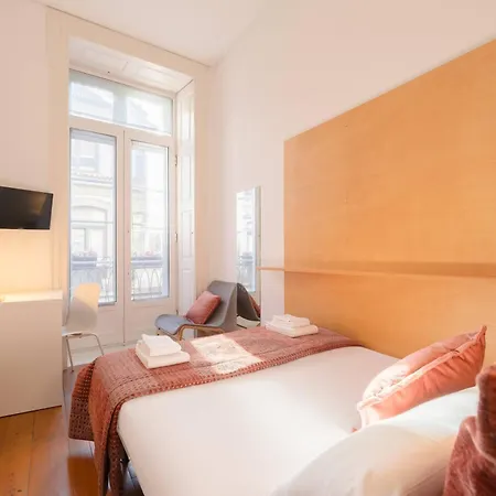 Porto Lounge Hostel & Guesthouse By Host Wise-3